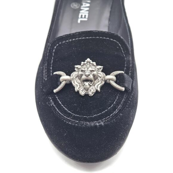 Chanel Velvet Lion Loafers Black Coco EU Size 40 US Size 10 with Box 2 Dust Bags - Picture 15 of 16